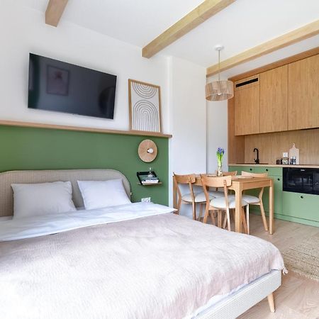 Apartamenty 4 Pory Roku- 200M Plaza, Prywatny Parking 소포트 외부 사진