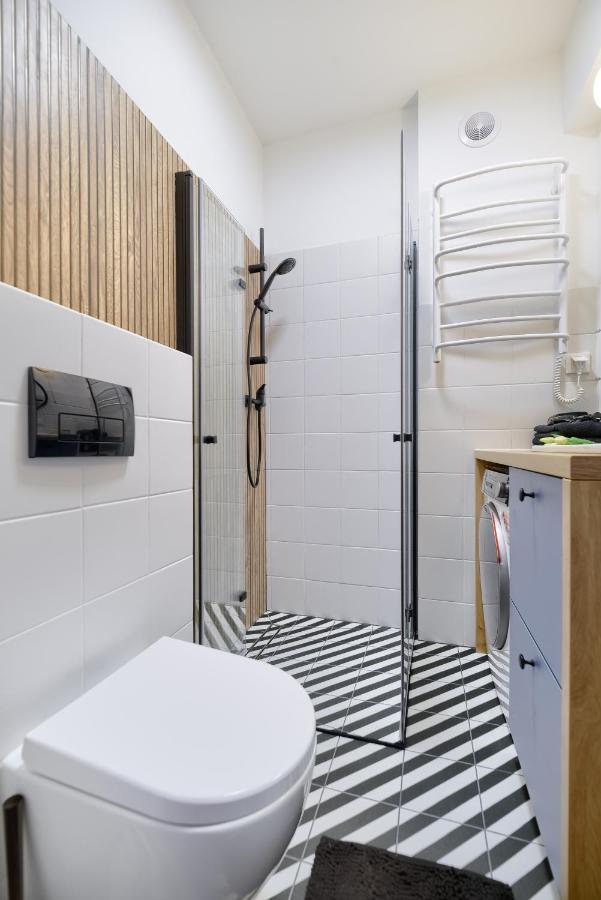 Apartamenty 4 Pory Roku- 200M Plaza, Prywatny Parking 소포트 외부 사진